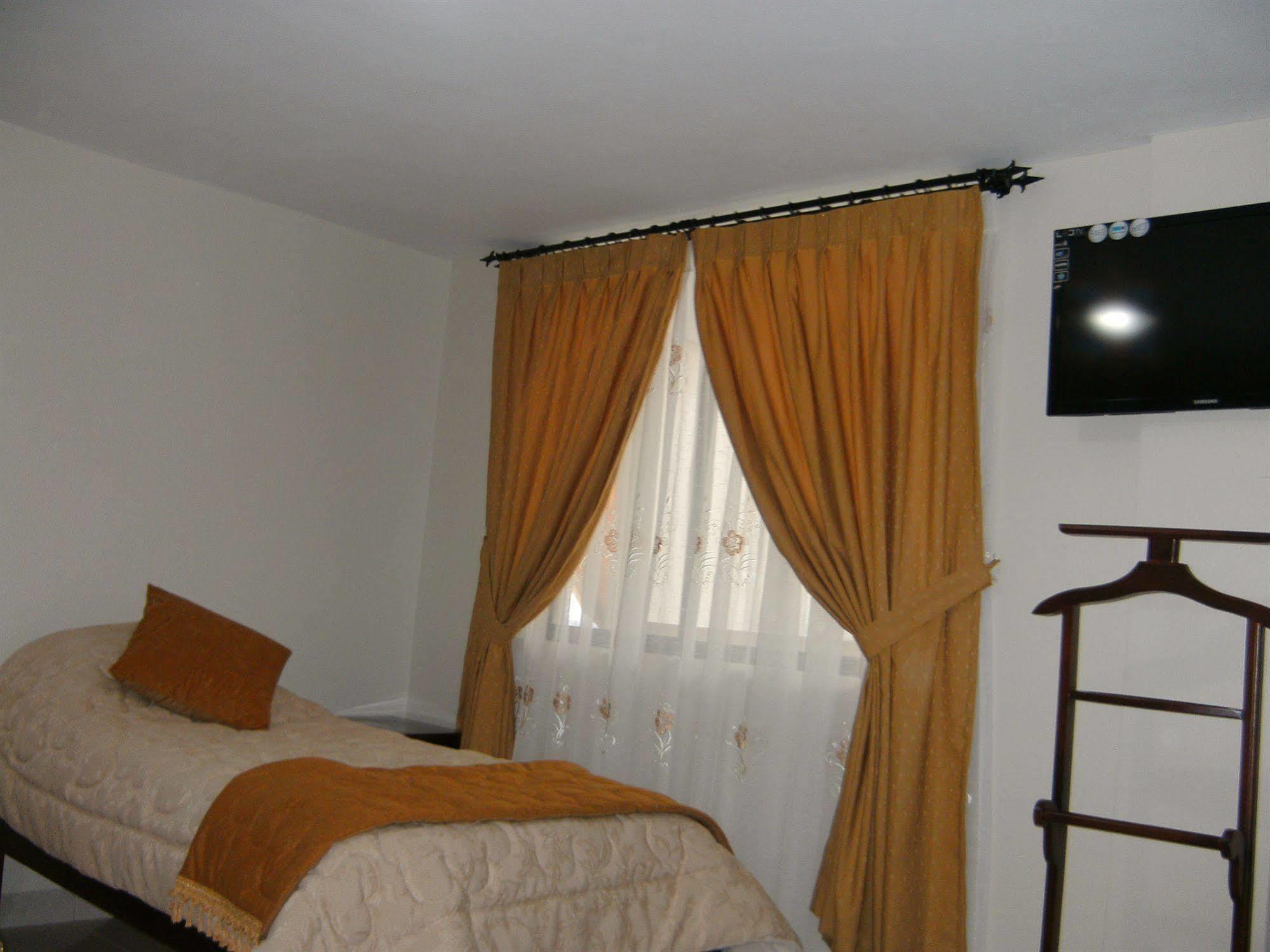 Hostal Fevilamir Ibarra Kültér fotó