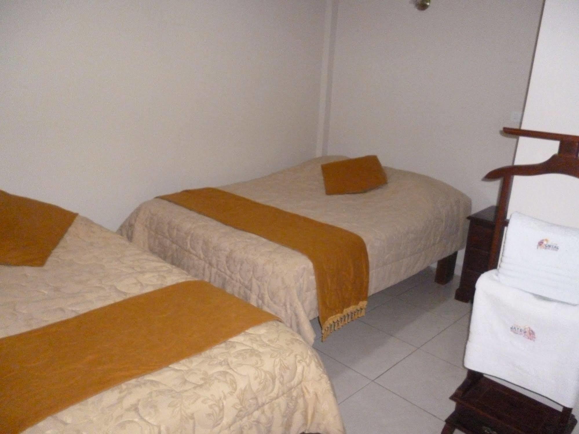 Hostal Fevilamir Ibarra Kültér fotó